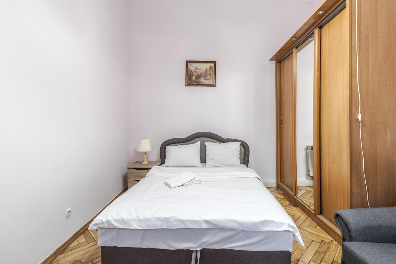 Striltsiv Apartment Lviv Eksteriør billede